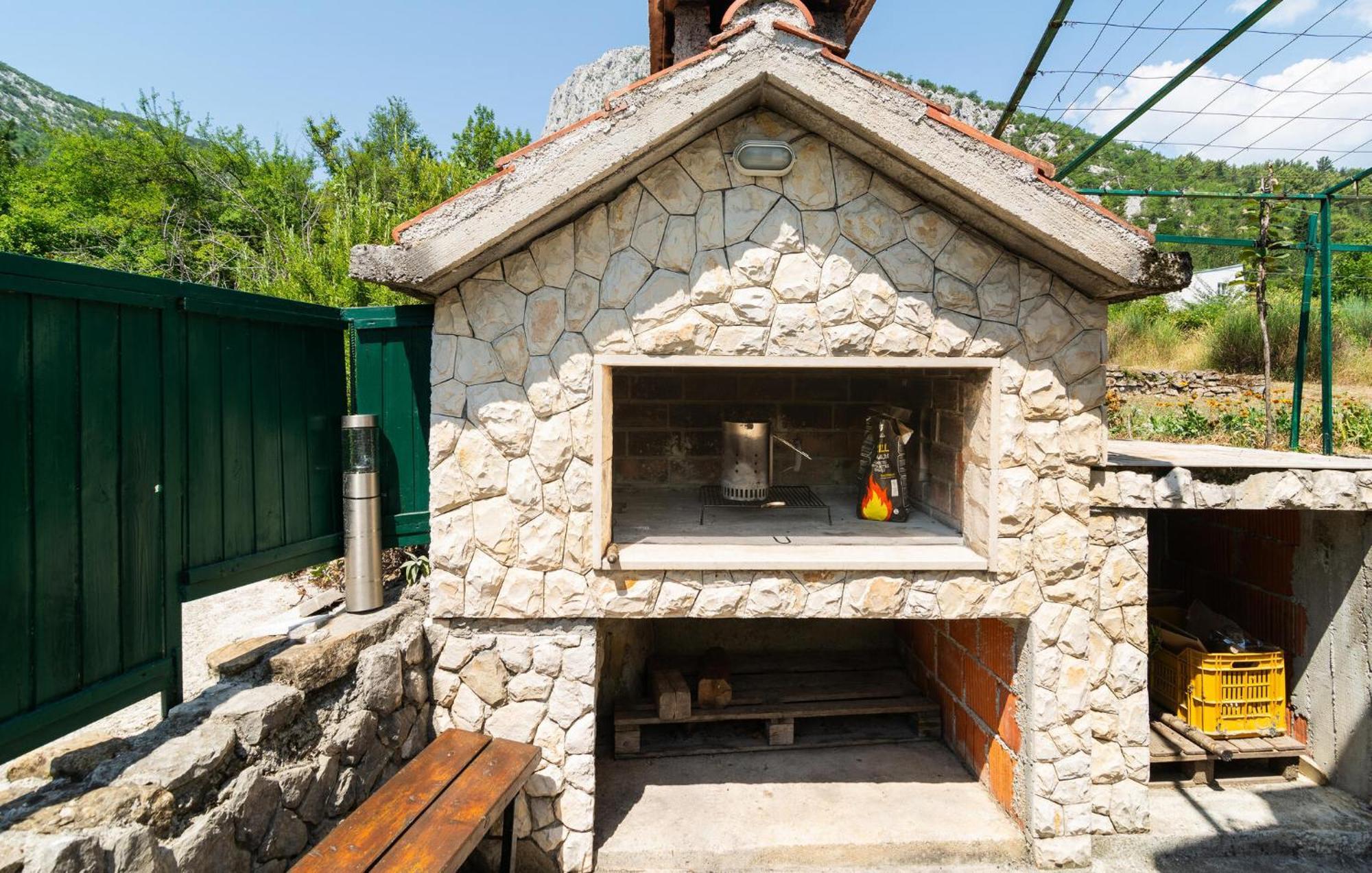 Svinisce Cozy Home In Podaspilje With Kitchen מראה חיצוני תמונה